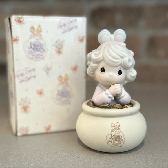 Precious Moments Porcelain Figurines “You’re The End Of My Rainbow” in box - Picture 1 of 6